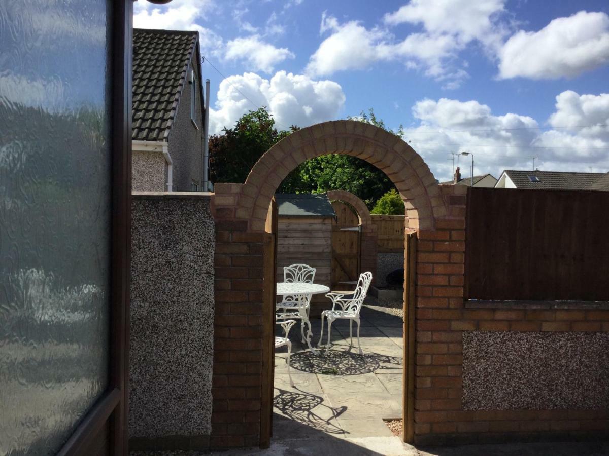 Canterbury Cottage Prestatyn Exterior photo
